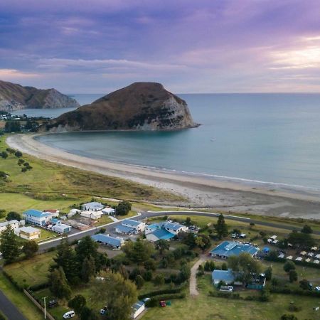 Mahia Motel And Holiday Park Exterior photo