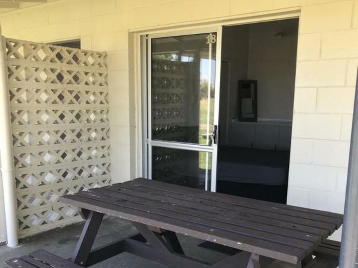 Mahia Motel And Holiday Park Exterior photo