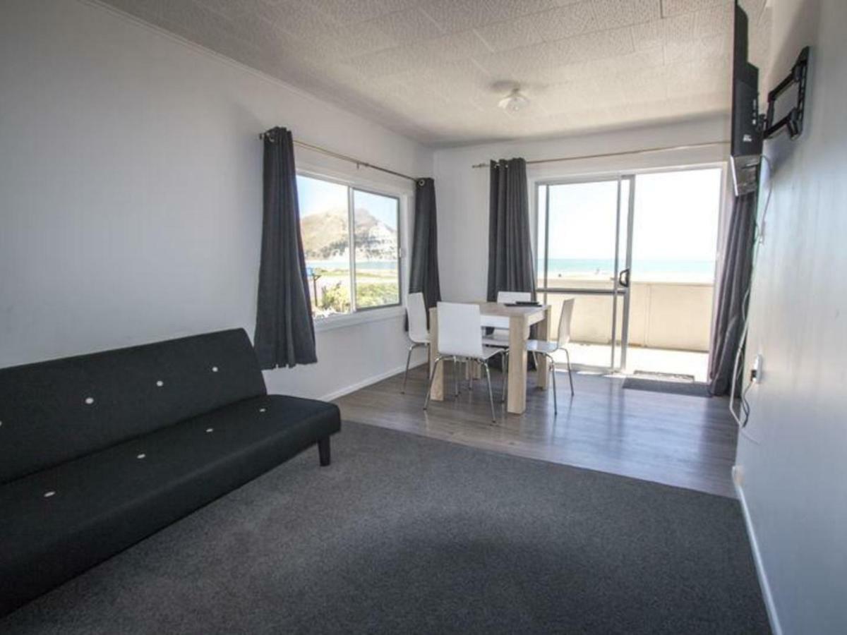 Mahia Motel And Holiday Park Exterior photo